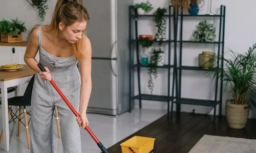 11 Ways To Keep Your House Clean With A Toddler + Advice From Real Moms