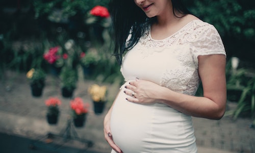 13+ Ways To Make Money While Pregnant And Unemployed